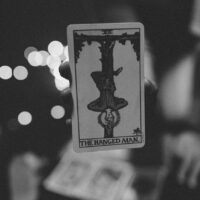 the hanged man card